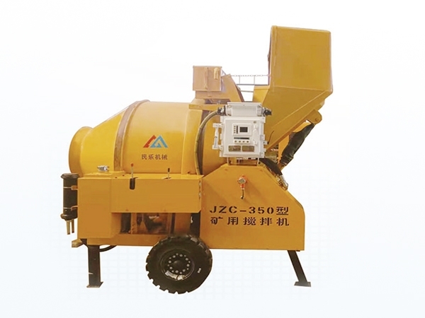 礦用濕噴臺(tái)車(chē)，礦用混凝土泵，礦用攪拌機(jī)發(fā)貨